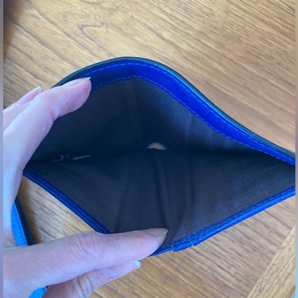 Marc Jacobs crossbody purse and matching wallet, cobalt blue leather, EUC - Picture 11 of 16